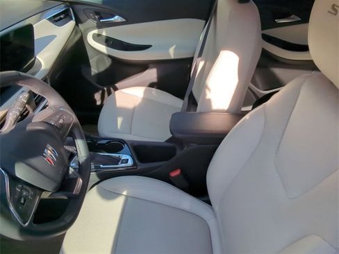 Certified 2024 Buick Encore GX Sport Touring w/ Comfort Package image 18