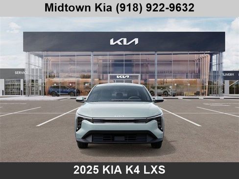 New 2025 Kia K4 LXS image 2
