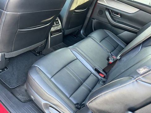 Used 2024 MAZDA CX-90 3.3 Turbo w/ Preferred Plus image 12