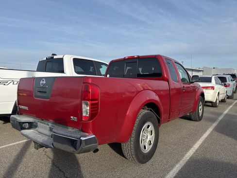 Used 2009 Nissan Frontier SE image 6
