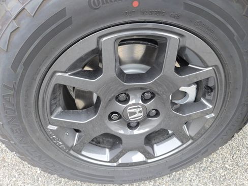 New 2025 Honda Pilot TrailSport image 13