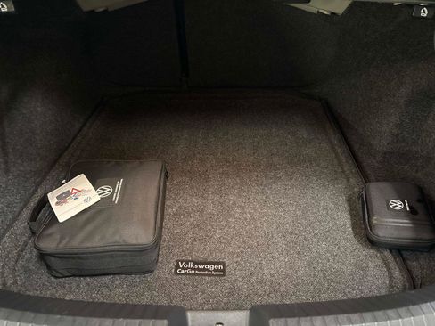 Used 2024 Volkswagen Jetta Sport image 30