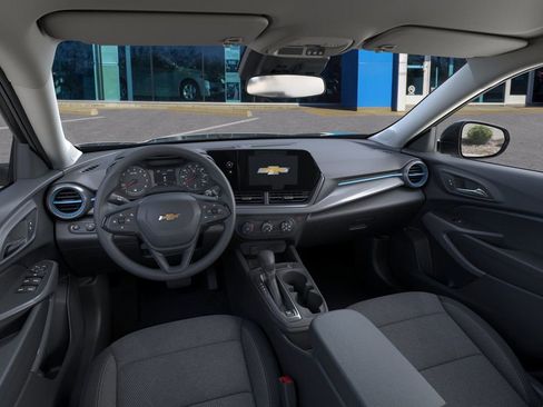 New 2026 Chevrolet Trax LS image 15