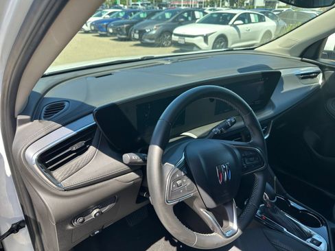 Used 2025 Buick Encore GX Preferred FWD image 35