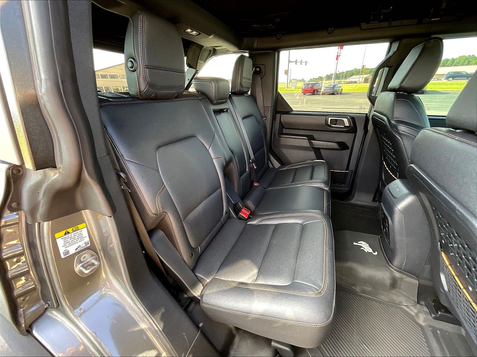 Used 2024 Ford Bronco Badlands AWD/4WD image 13