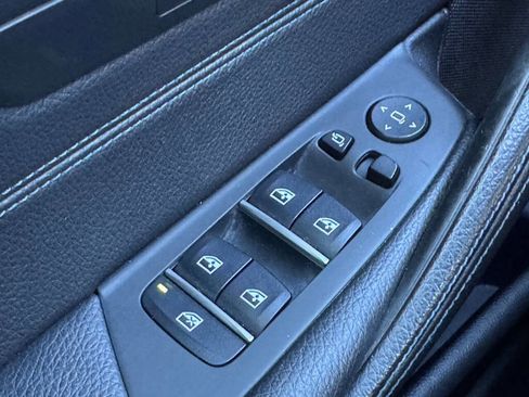 Used 2019 BMW 530i xDrive w/ M Sport Package image 24