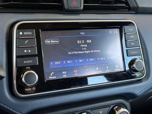 Used 2025 Nissan Versa SV FWD image 16