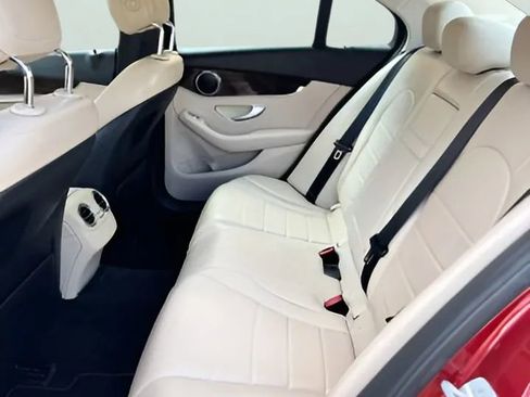 Used 2016 Mercedes-Benz C 300 Sedan w/ Surround View Package image 16