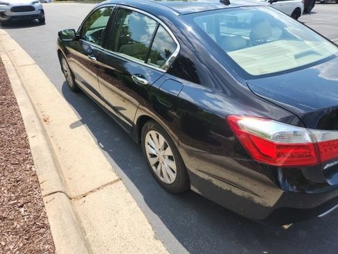 Used 2013 Honda Accord EX-L image 11