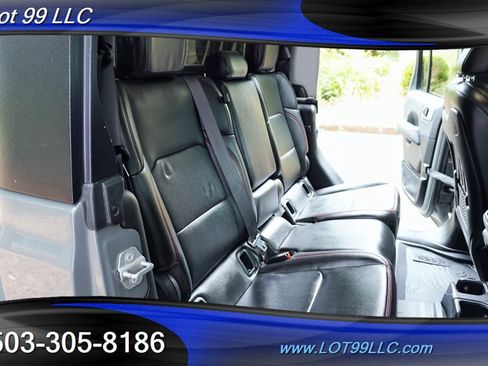 Used 2022 Jeep Gladiator Rubicon w/ Cold Weather Group AWD/4WD image 19