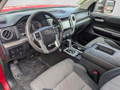 Used 2015 Toyota Tundra SR5 w/ SR5 Upgrade Package AWD/4WD image 10