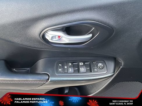 Used 2016 Jeep Cherokee 75th Anniversary FWD image 11