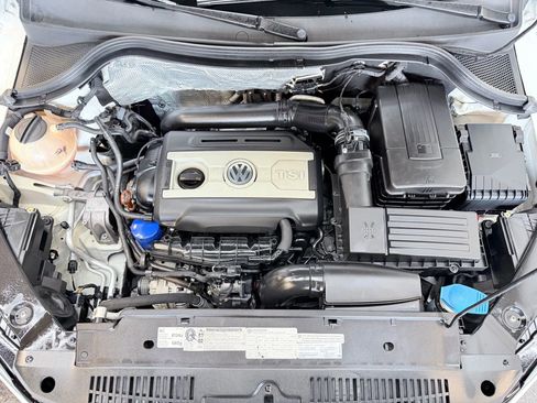 Used 2012 Volkswagen Tiguan SEL image 23