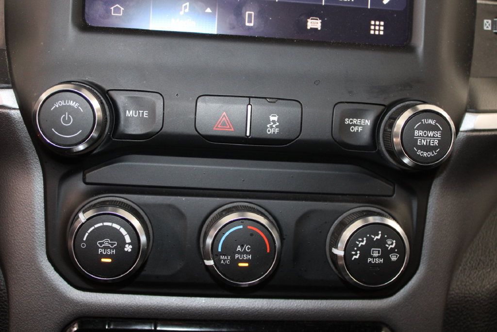 Used 2022 RAM 2500 Big Horn AWD/4WD image 31