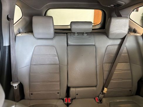 Used 2019 Honda CR-V Touring image 13