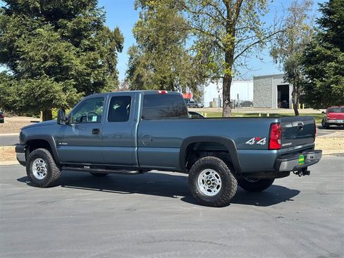 Used 2006 Chevrolet Silverado 3500 LT w/ Skid Plate Package AWD/4WD image 64