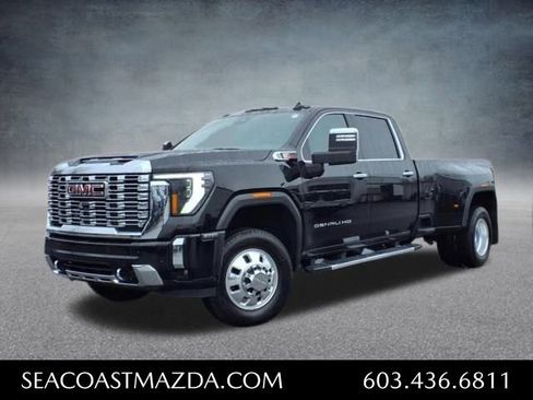 Used 2024 GMC Sierra 3500 Denali w/ Denali Reserve Package image 1
