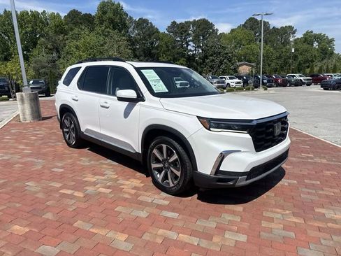 Certified 2023 Honda Pilot Touring image 38