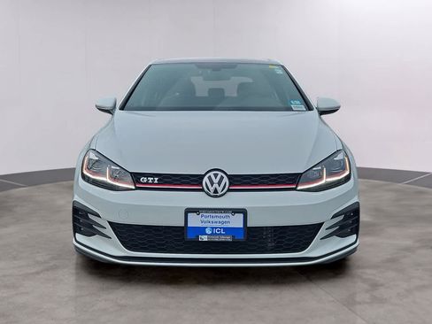 Used 2018 Volkswagen GTI SE w/ SE Leather Package image 9