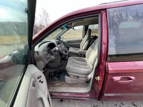 Used 2002 Dodge Grand Caravan Sport image 21