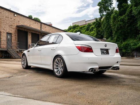 Used 2008 BMW M5 RWD image 6