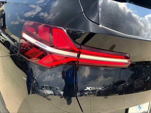 Used 2025 BMW X3 xDrive30i w/ Premium Package image 14