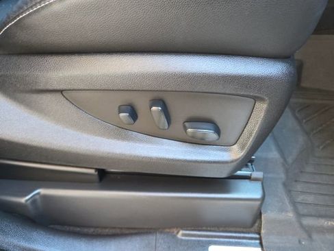 Used 2018 Chevrolet Tahoe LT w/ RST Edition image 36