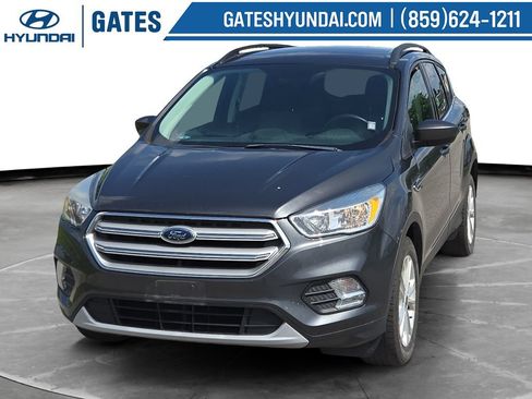 Used 2018 Ford Escape SE AWD/4WD image 5
