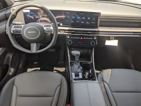 New 2025 Hyundai Tucson XRT image 12