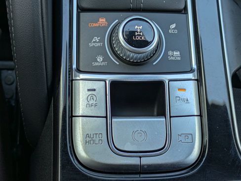 Certified 2023 Kia Telluride SX Prestige AWD/4WD image 28