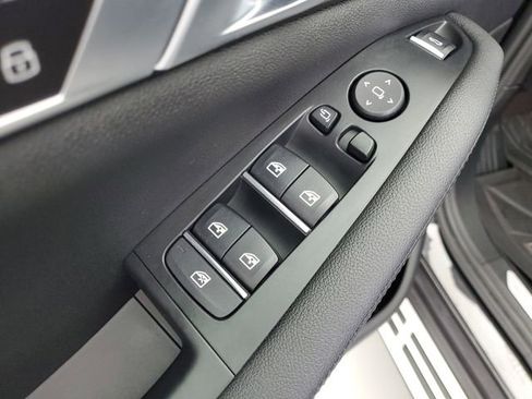 Used 2022 BMW X5 sDrive40i w/ Parking Assistance Package RWD image 22
