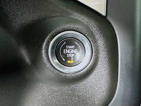 Used 2021 Chevrolet Silverado 2500 LTZ w/ LTZ Convenience Package image 32