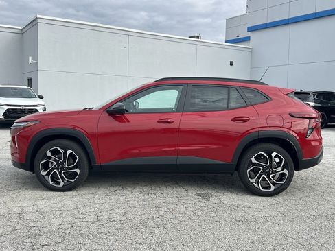 New 2026 Chevrolet Trax RS w/ Sunroof Package image 19