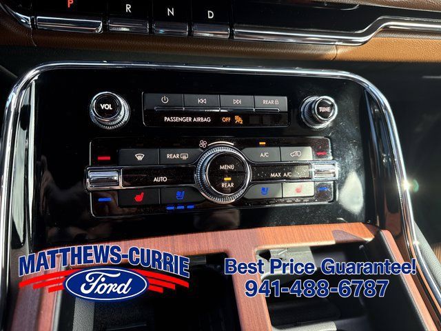 Used 2024 Lincoln Navigator L Reserve AWD/4WD image 22