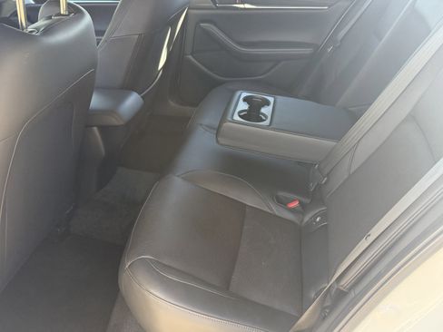 Used 2024 MAZDA MAZDA3 s FWD image 9