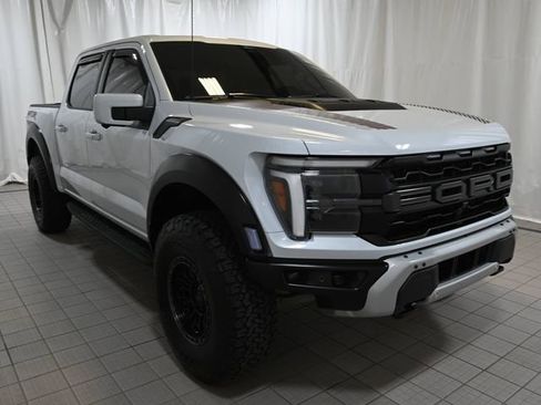 Used 2025 Ford F150 Raptor AWD/4WD image 15