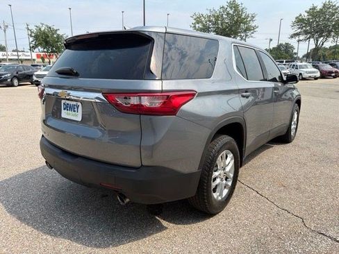 Used 2020 Chevrolet Traverse LS AWD/4WD image 5