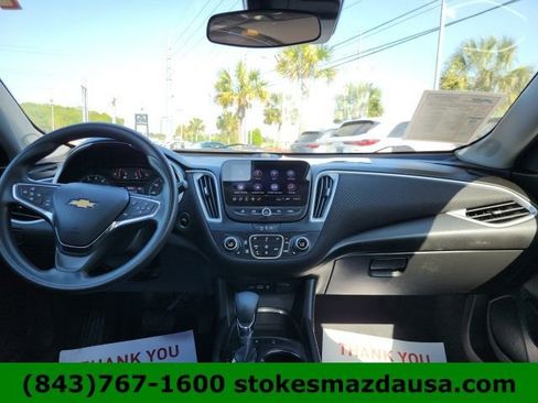 Used 2023 Chevrolet Malibu LT w/ Driver Confidence Package FWD image 2