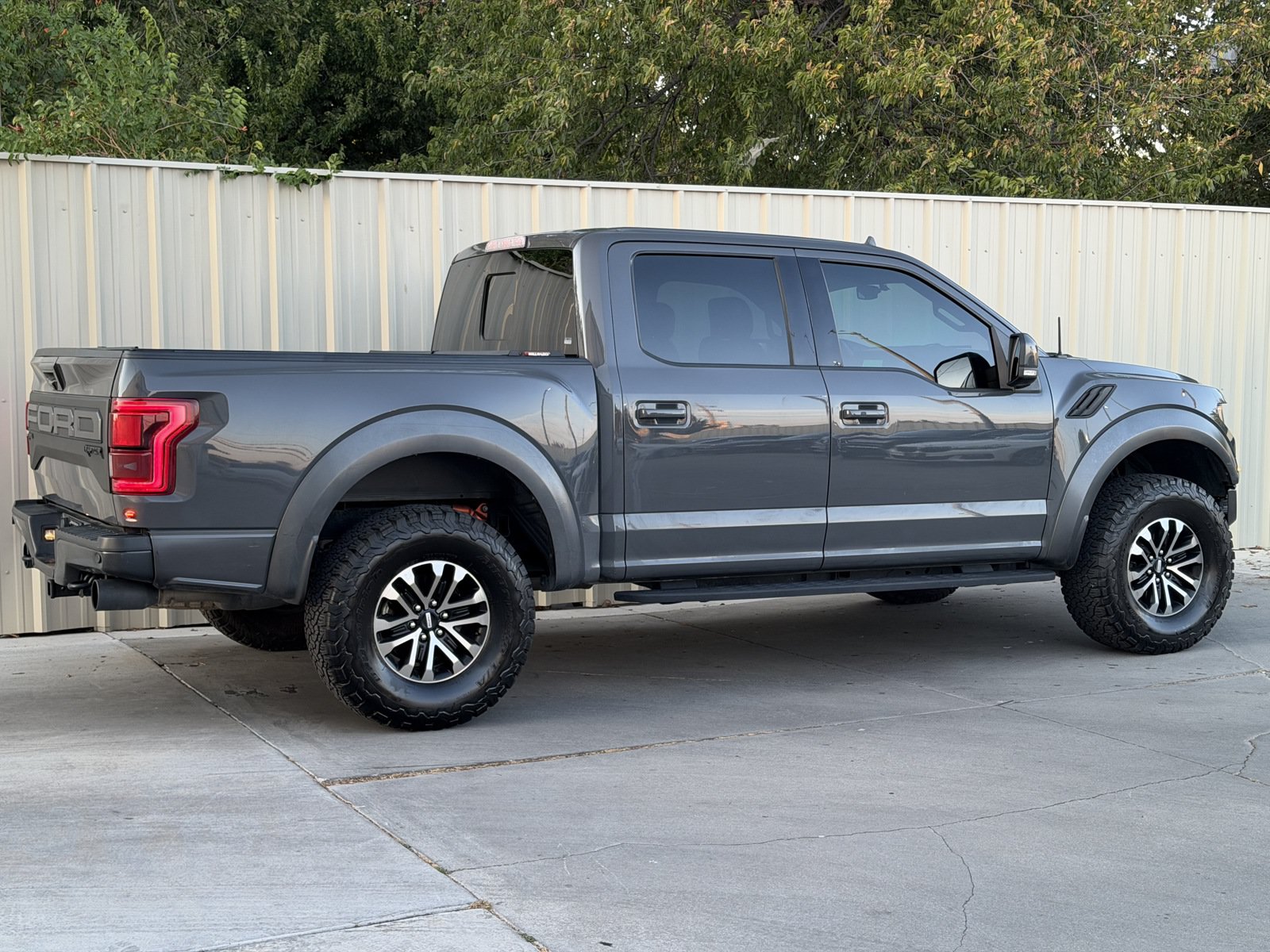 Used 2020 Ford F150 Raptor w/ Equipment Group 802A Luxury AWD/4WD image 5