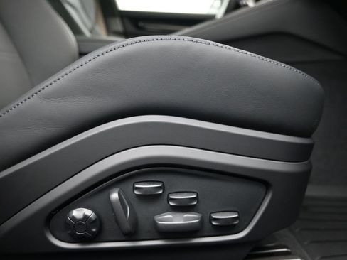 New 2026 Porsche Panamera Turbo image 15