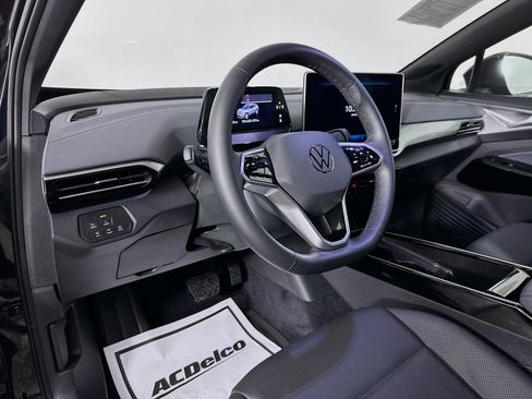 Used 2024 Volkswagen ID.4 Pro S image 9