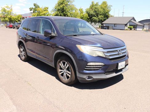 Used 2018 Honda Pilot EX-L image 3