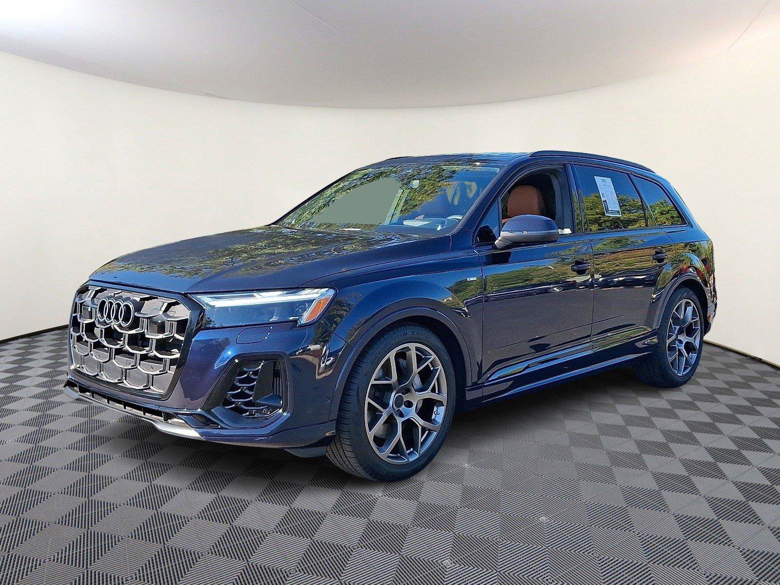 Used 2026 Audi Q7 3.0T Prestige w/ Prestige Package AWD/4WD image 3