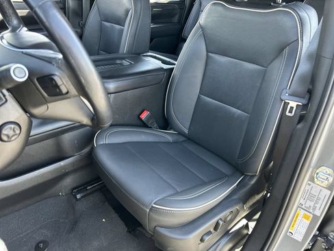 Used 2022 GMC Yukon XL SLT w/ SLT Luxury Package AWD/4WD image 19
