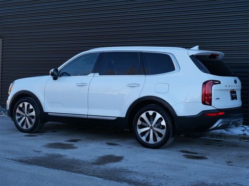 Used 2020 Kia Telluride SX image 3