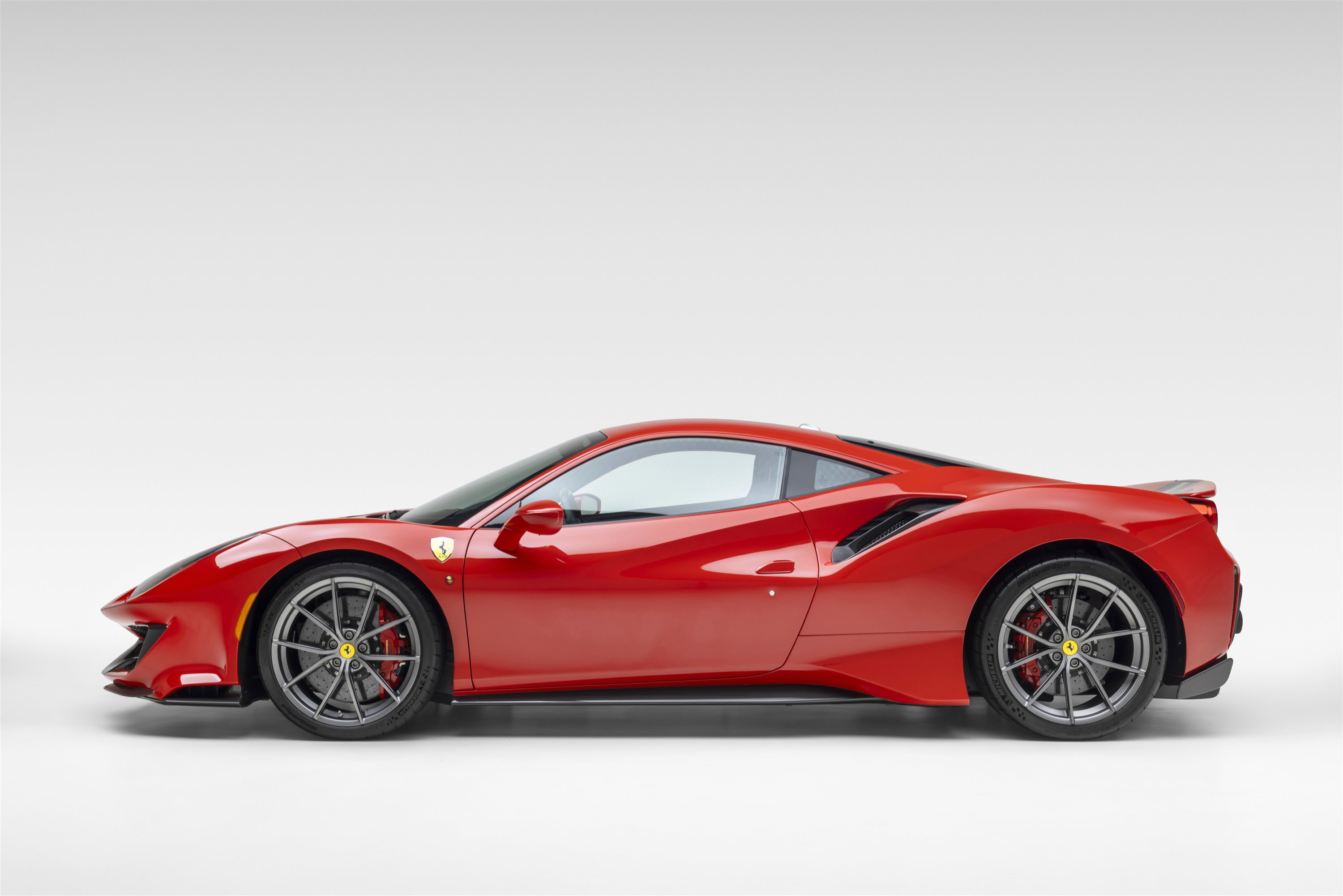 Certified 2020 Ferrari 488 Pista Coupe RWD image 5