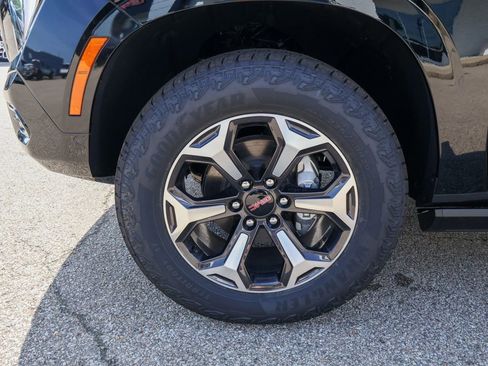 New 2026 GMC Yukon AT4 Ultimate AWD/4WD image 44