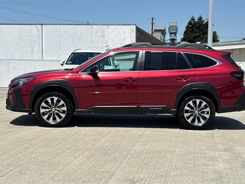 Certified 2025 Subaru Outback Limited AWD/4WD image 6