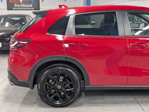 Used 2023 Honda HR-V Sport image 5