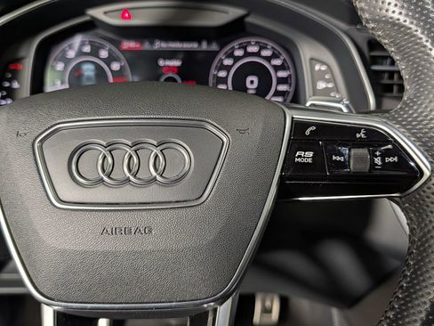 Used 2021 Audi RS 7 Sportback AWD/4WD image 39